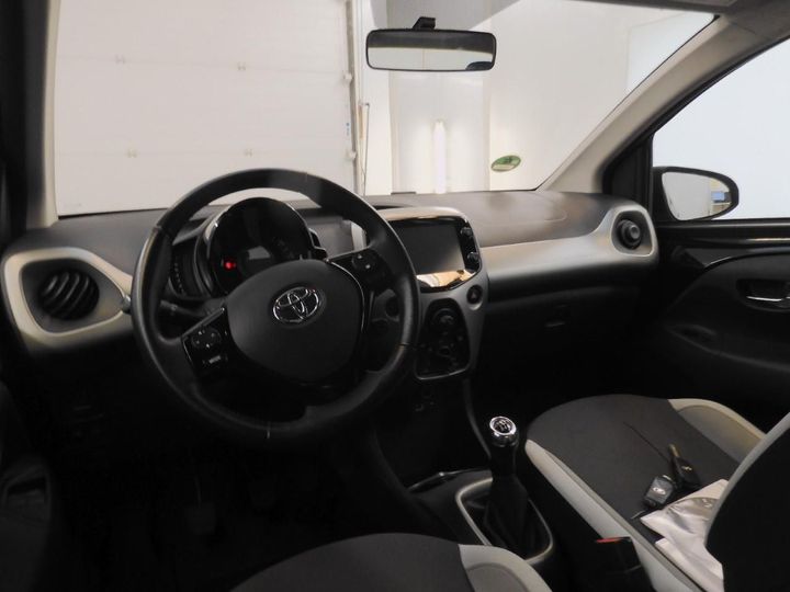 Photo 3 VIN: JTDKGNECX0N301561 - TOYOTA AYGO 