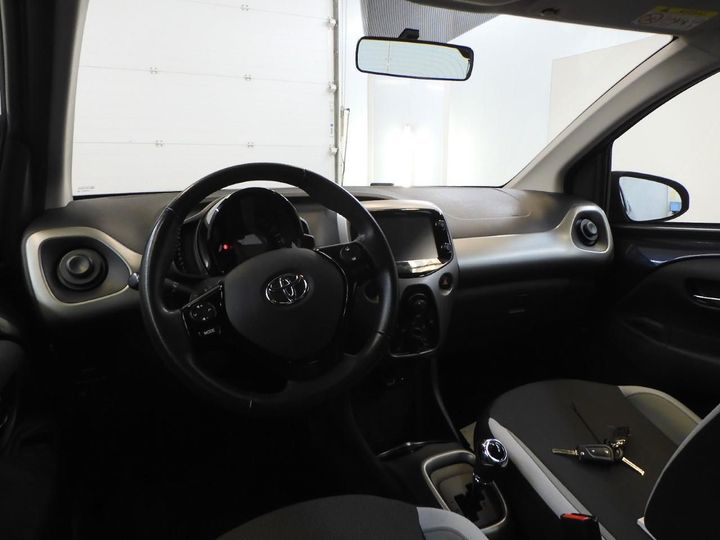 Photo 6 VIN: JTDKGNECX0N341509 - TOYOTA AYGO 