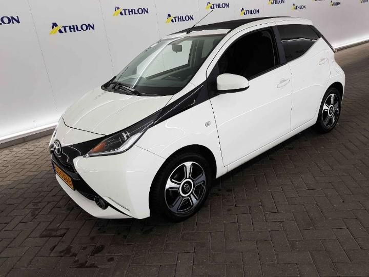 Photo 0 VIN: JTDKGNECX0N344314 - TOYOTA AYGO 