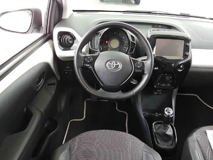 Photo 7 VIN: JTDKGNECX0N344314 - TOYOTA AYGO 