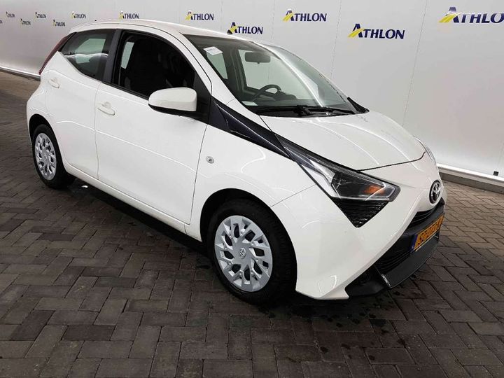 Photo 2 VIN: JTDKGNECX0N356222 - TOYOTA AYGO 