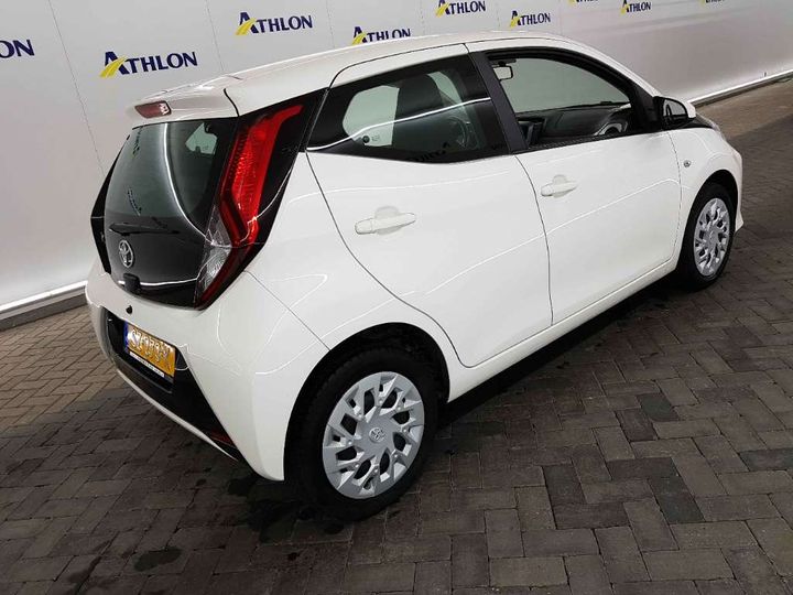 Photo 4 VIN: JTDKGNECX0N356222 - TOYOTA AYGO 