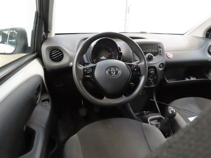 Photo 6 VIN: JTDKGNECX0N475498 - TOYOTA AYGO 