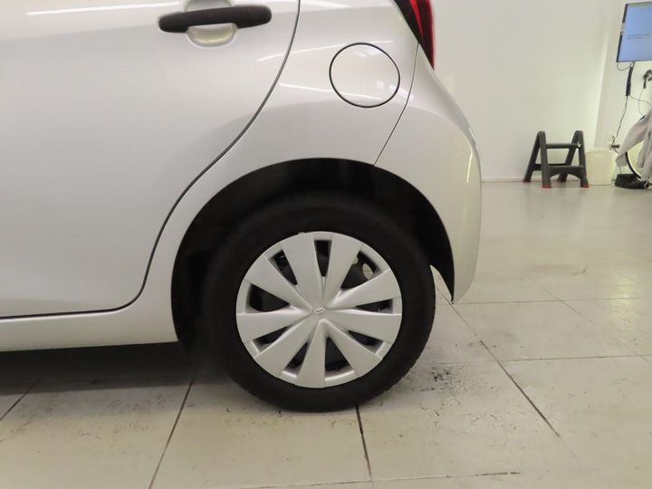 Photo 8 VIN: JTDKGNECX0N627229 - TOYOTA AYGO 