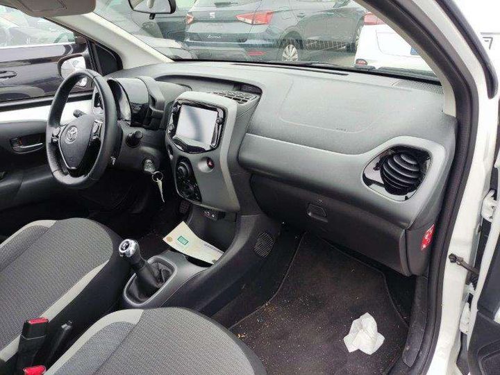 Photo 3 VIN: JTDKGNECX0N646881 - TOYOTA AYGO 