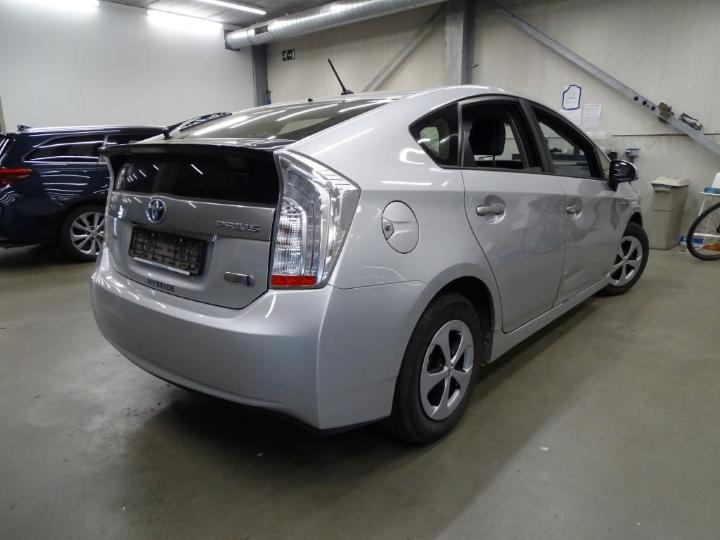 Photo 2 VIN: JTDKN36P103032597 - TOYOTA PRIUS 