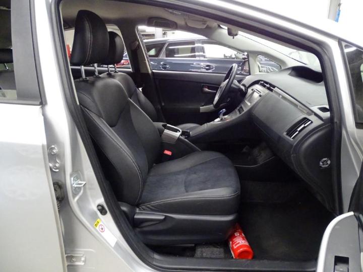 Photo 3 VIN: JTDKN36P103032597 - TOYOTA PRIUS 