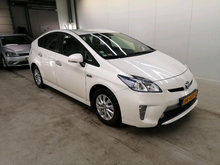 Photo 2 VIN: JTDKN36P803076046 - TOYOTA PRIUS 