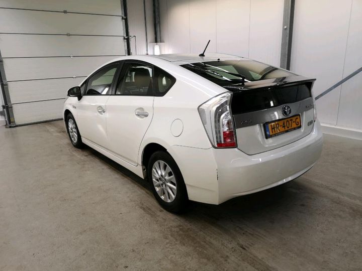 Photo 3 VIN: JTDKN36P803076046 - TOYOTA PRIUS 