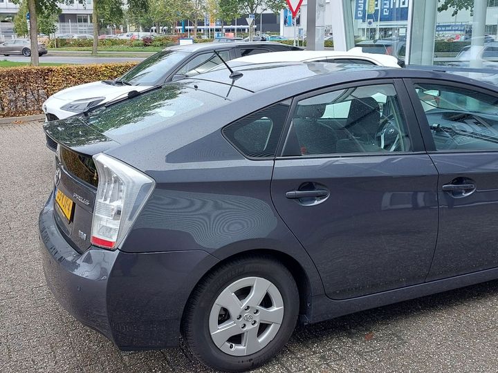 Photo 3 VIN: JTDKN36U605078680 - TOYOTA PRIUS 