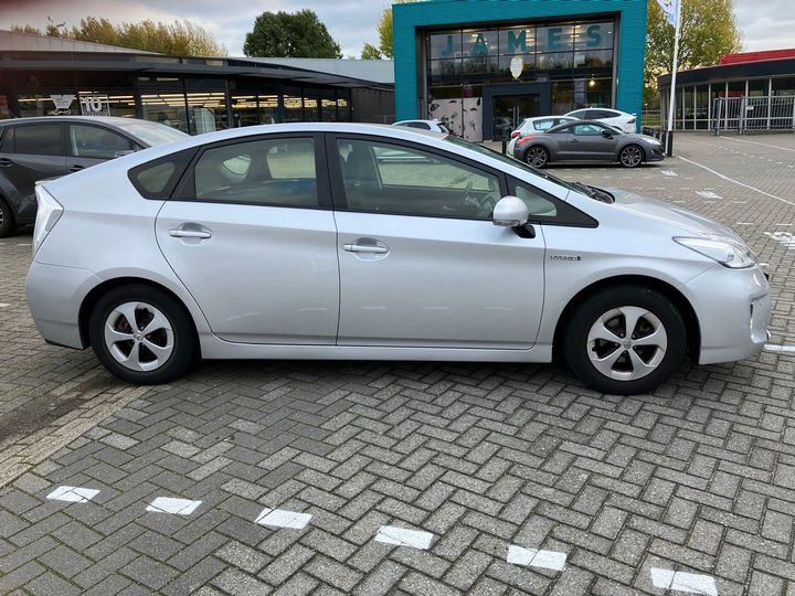 Photo 12 VIN: JTDKN36U701534614 - TOYOTA PRIUS 