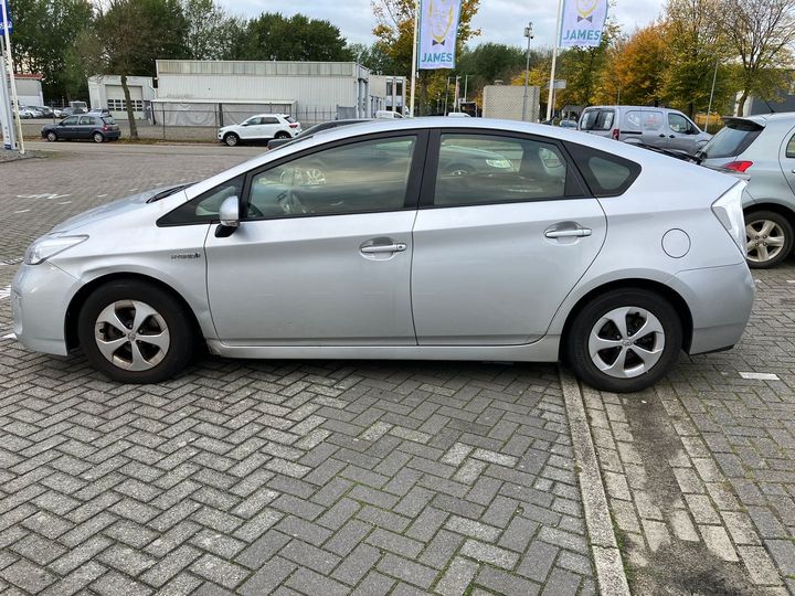 Photo 9 VIN: JTDKN36U701534614 - TOYOTA PRIUS 