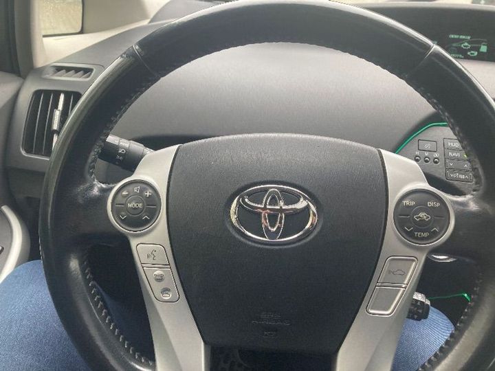 Photo 8 VIN: JTDKN36U901056079 - TOYOTA PRIUS 