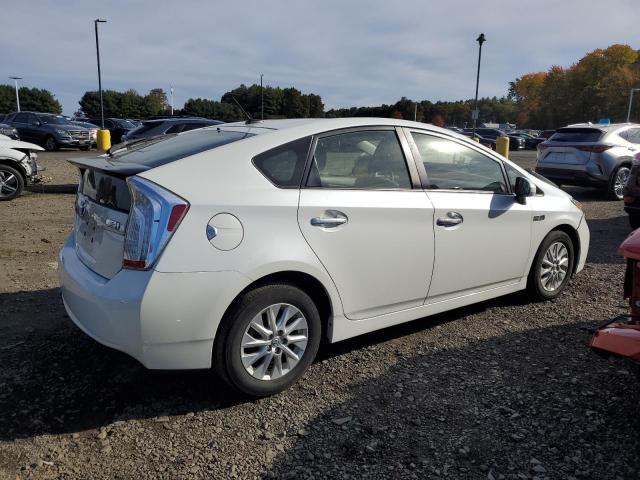 Photo 2 VIN: JTDKN3DP0F3073623 - TOYOTA PRIUS PLUG 