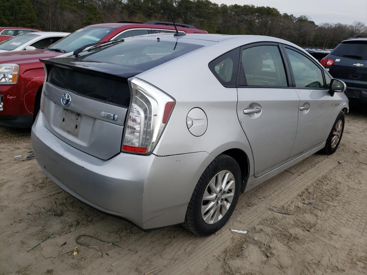 Photo 2 VIN: JTDKN3DP1F3066860 - TOYOTA PRIUS 