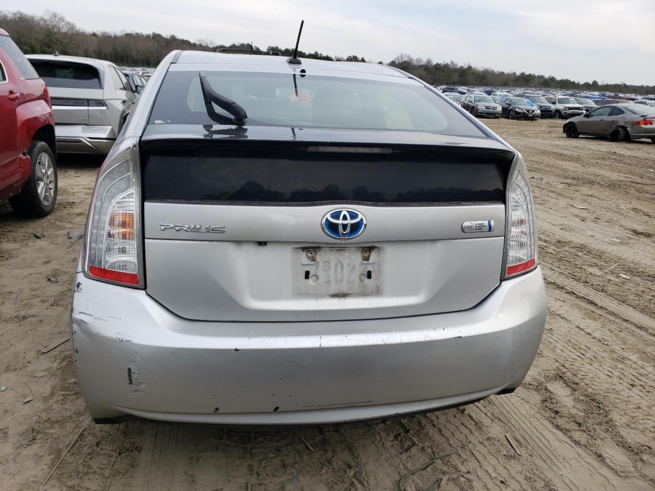 Photo 5 VIN: JTDKN3DP1F3066860 - TOYOTA PRIUS 