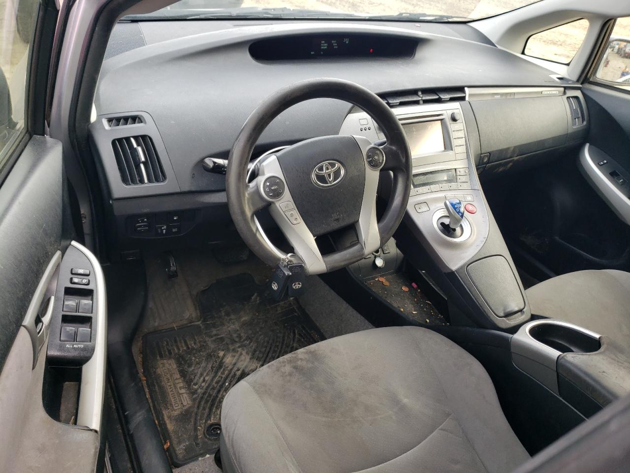 Photo 7 VIN: JTDKN3DP1F3066860 - TOYOTA PRIUS 