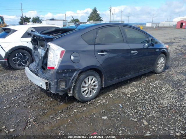 Photo 3 VIN: JTDKN3DP2C3008686 - TOYOTA PRIUS PLUG-IN 