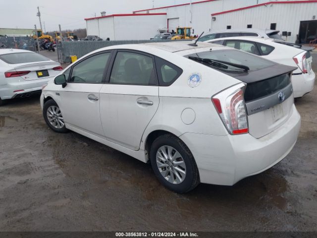 Photo 2 VIN: JTDKN3DP2D3041172 - TOYOTA PRIUS PLUG-IN 