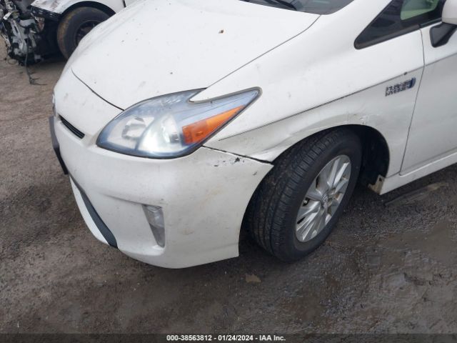 Photo 5 VIN: JTDKN3DP2D3041172 - TOYOTA PRIUS PLUG-IN 