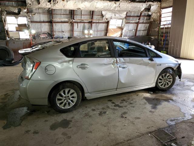 Photo 2 VIN: JTDKN3DP2E3049399 - TOYOTA PRIUS 