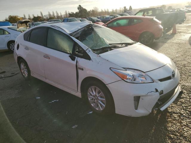 Photo 3 VIN: JTDKN3DP2E3060998 - TOYOTA PRIUS 