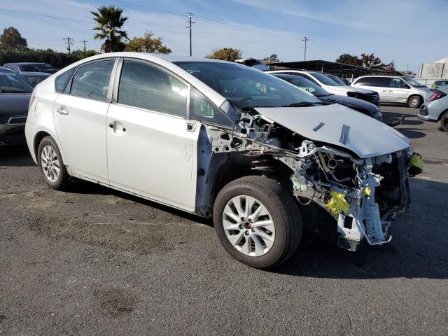 Photo 3 VIN: JTDKN3DP3C3001701 - TOYOTA PRIUS 