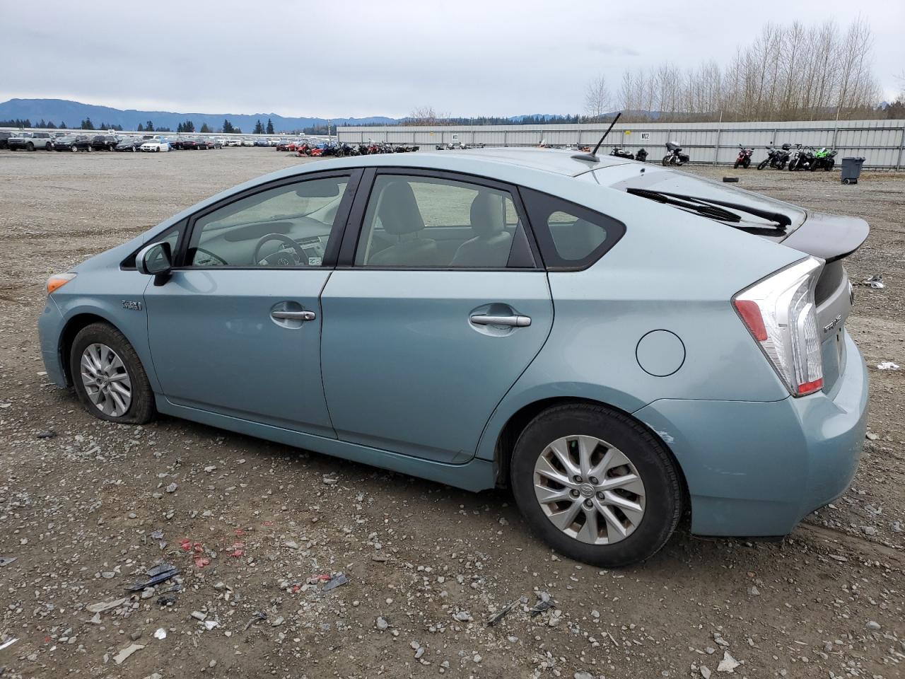 Photo 1 VIN: JTDKN3DP3C3009877 - TOYOTA PRIUS 