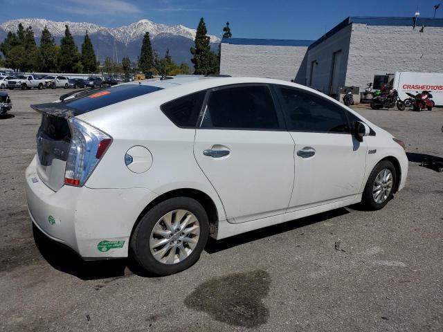 Photo 2 VIN: JTDKN3DP3C3028929 - TOYOTA PRIUS PLUG 