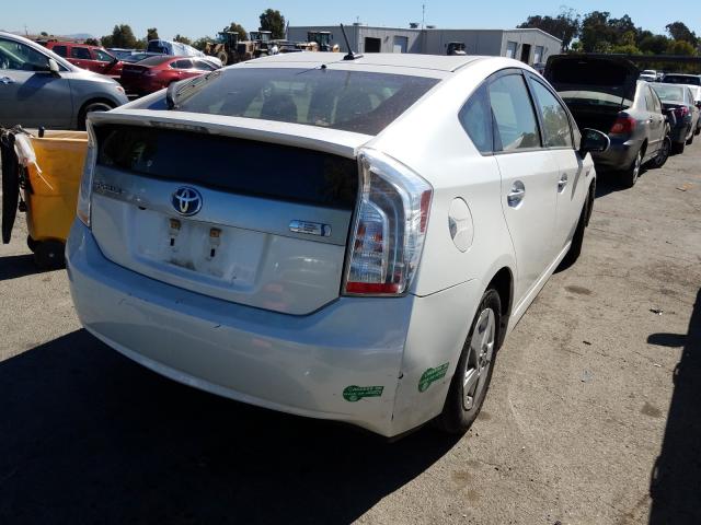 Photo 3 VIN: JTDKN3DP3E3054045 - TOYOTA PRIUS 