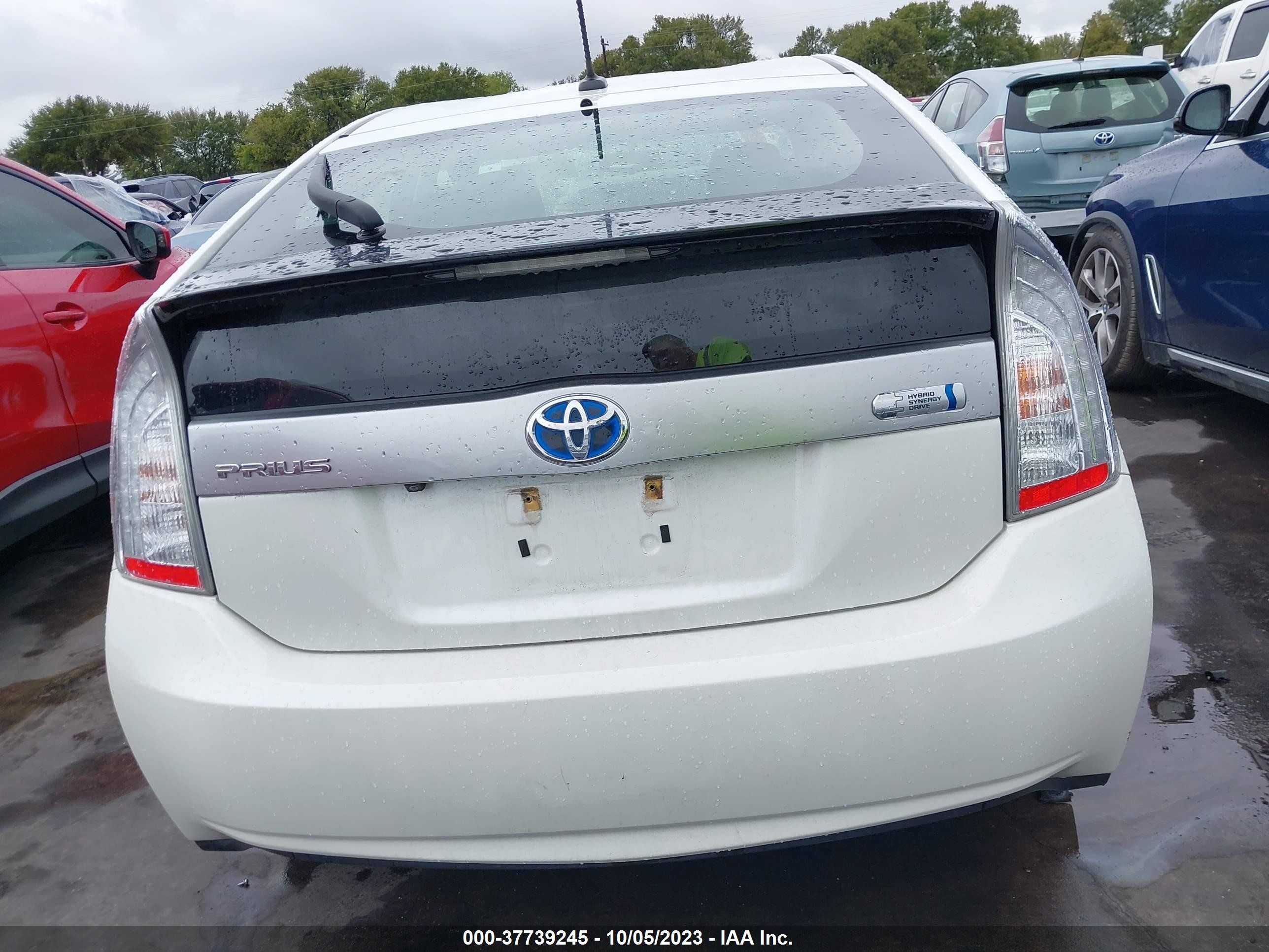 Photo 15 VIN: JTDKN3DP3E3062761 - TOYOTA PRIUS 