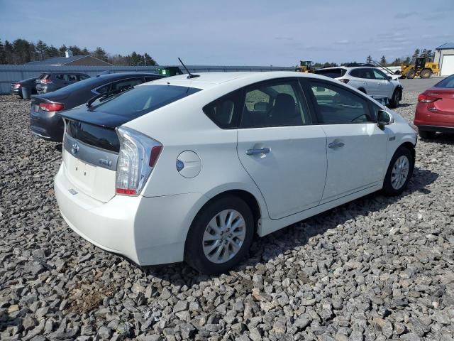 Photo 2 VIN: JTDKN3DP4C3009824 - TOYOTA PRIUS 