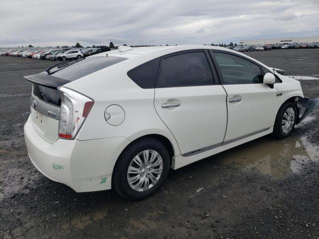 Photo 2 VIN: JTDKN3DP4D3043327 - TOYOTA PRIUS 