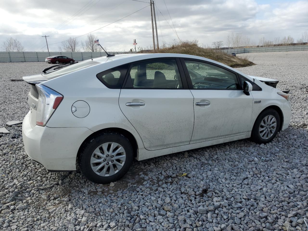 Photo 2 VIN: JTDKN3DP5C3016359 - TOYOTA PRIUS 