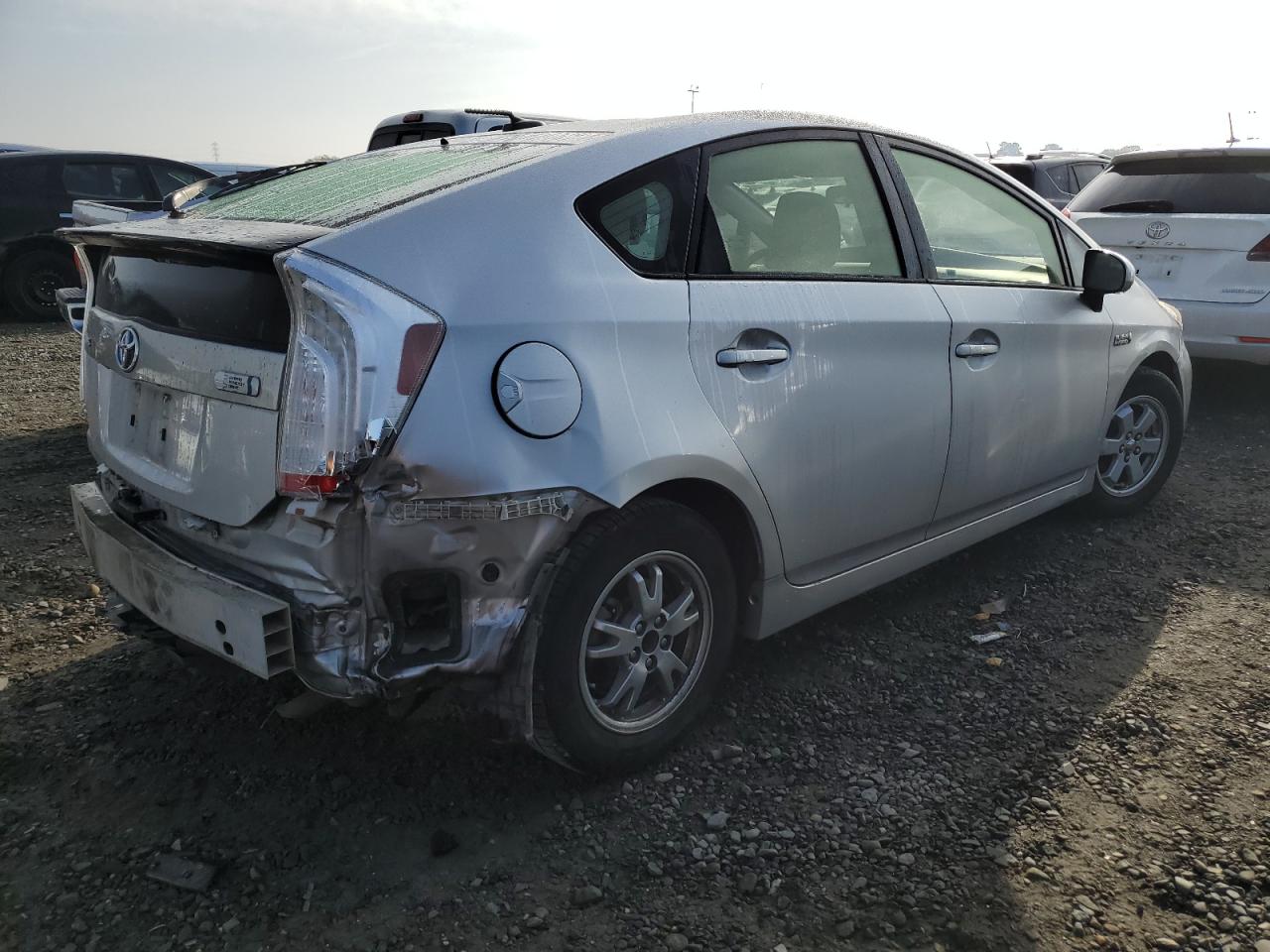 Photo 2 VIN: JTDKN3DP5F3073374 - TOYOTA PRIUS 