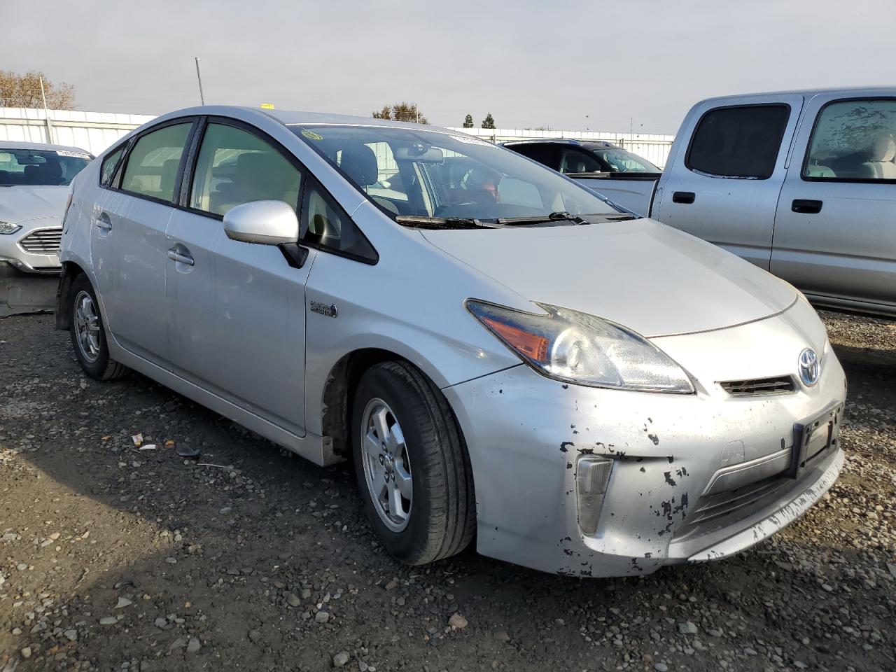 Photo 3 VIN: JTDKN3DP5F3073374 - TOYOTA PRIUS 