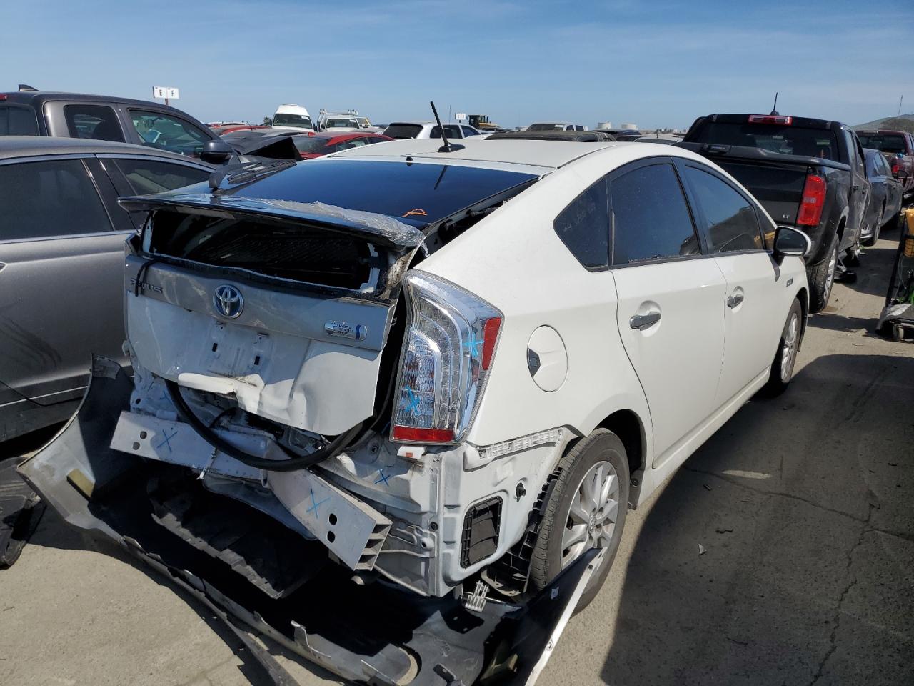 Photo 2 VIN: JTDKN3DP6E3063287 - TOYOTA PRIUS 