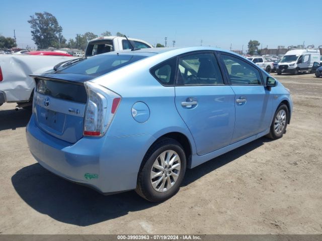 Photo 3 VIN: JTDKN3DP6F3067633 - TOYOTA PRIUS PLUG-IN 