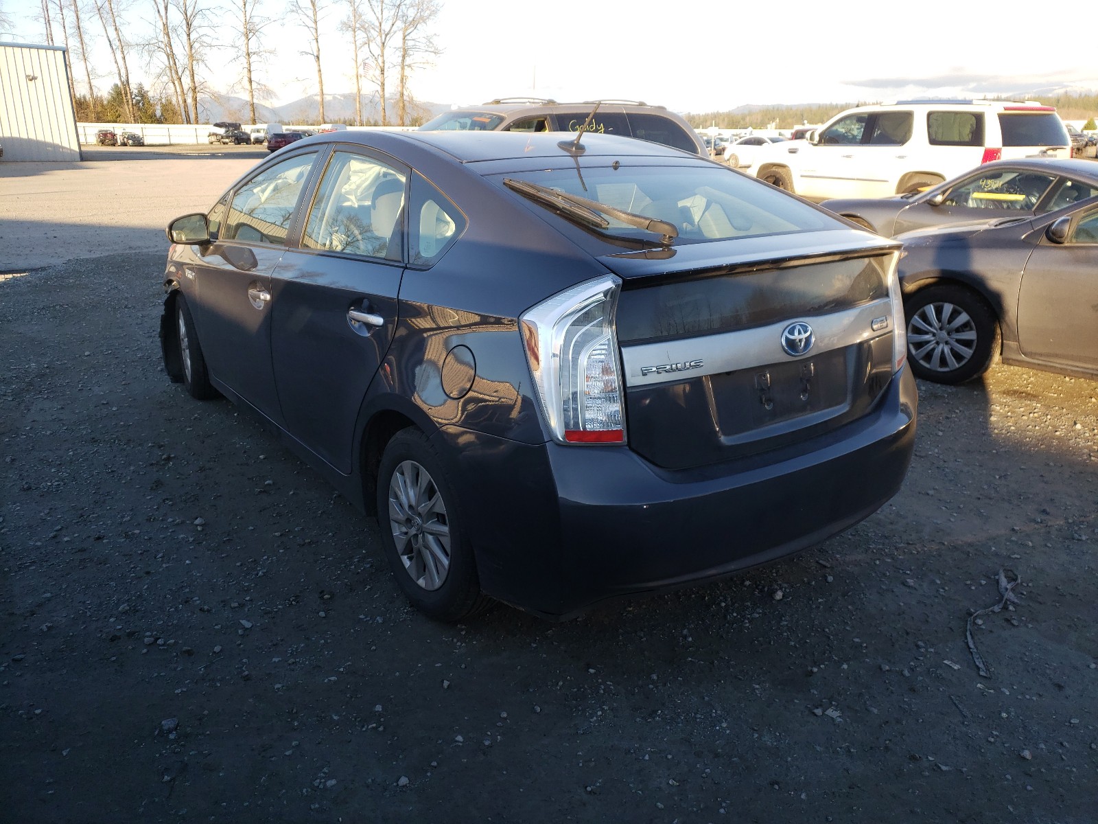 Photo 2 VIN: JTDKN3DP6F3073772 - TOYOTA PRIUS 