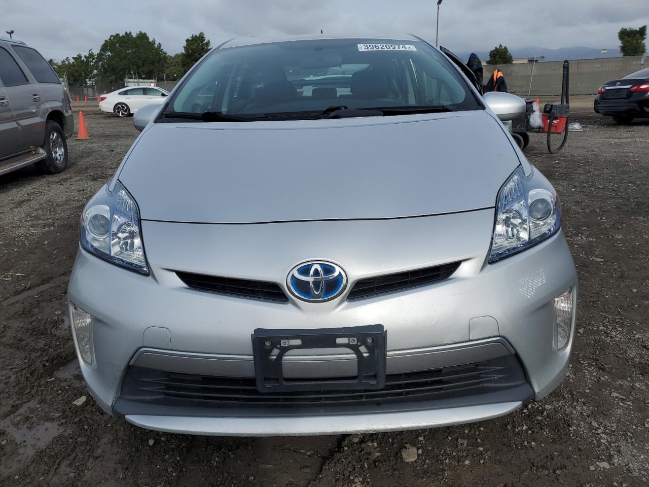 Photo 4 VIN: JTDKN3DP7F3067981 - TOYOTA PRIUS 