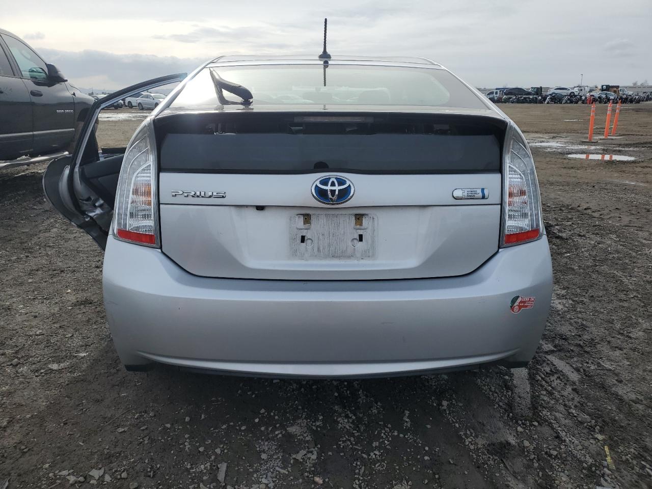 Photo 5 VIN: JTDKN3DP7F3067981 - TOYOTA PRIUS 