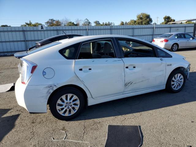 Photo 2 VIN: JTDKN3DP8E3058561 - TOYOTA PRIUS PLUG 