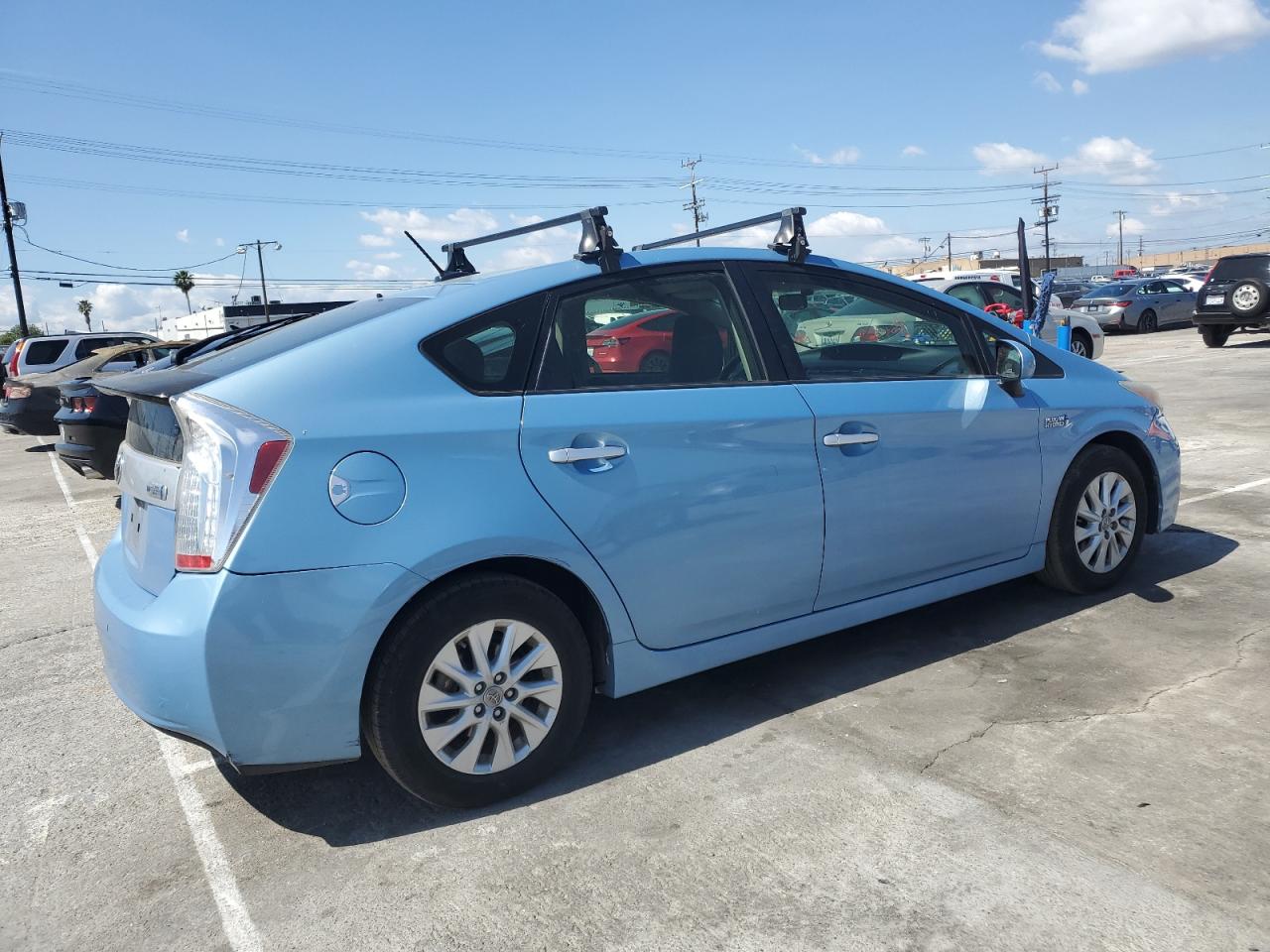 Photo 2 VIN: JTDKN3DP9C3010032 - TOYOTA PRIUS 