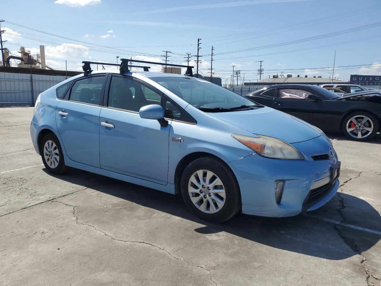 Photo 3 VIN: JTDKN3DP9C3010032 - TOYOTA PRIUS 