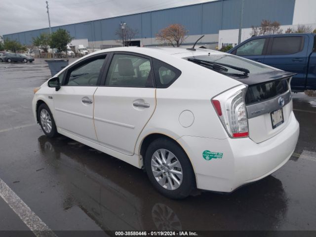 Photo 2 VIN: JTDKN3DPXC3006166 - TOYOTA PRIUS PLUG-IN 