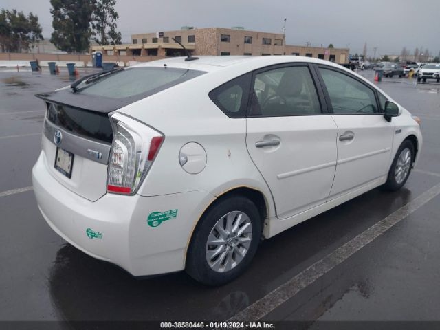 Photo 3 VIN: JTDKN3DPXC3006166 - TOYOTA PRIUS PLUG-IN 