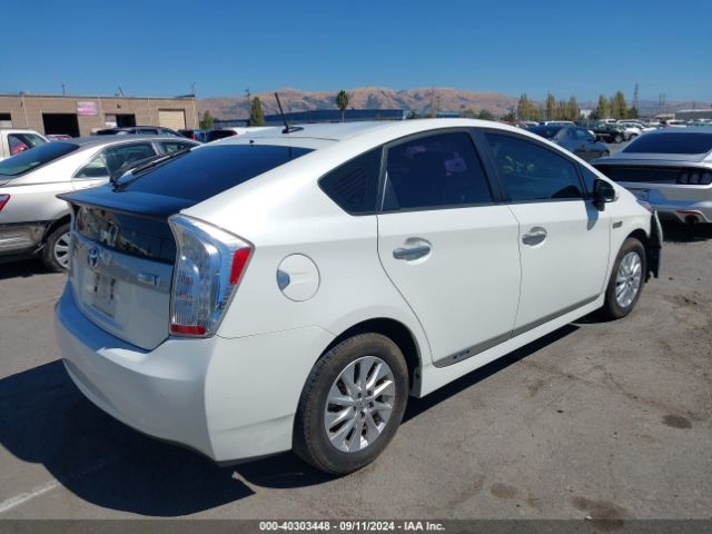 Photo 3 VIN: JTDKN3DPXF3070731 - TOYOTA PRIUS PLUG-IN 