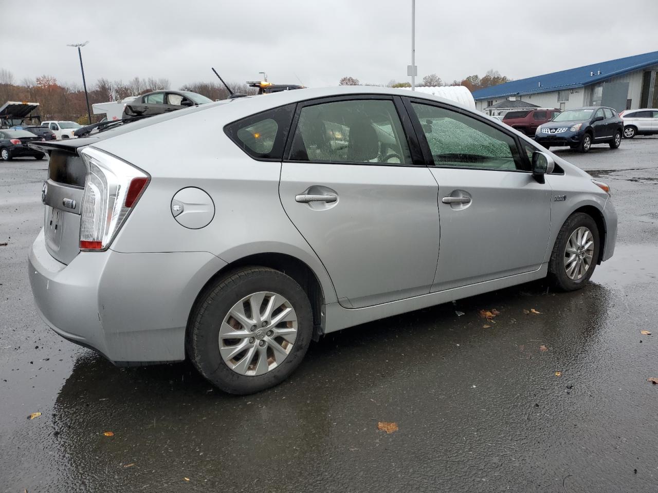 Photo 2 VIN: JTDKN3DPXF3072897 - TOYOTA PRIUS 