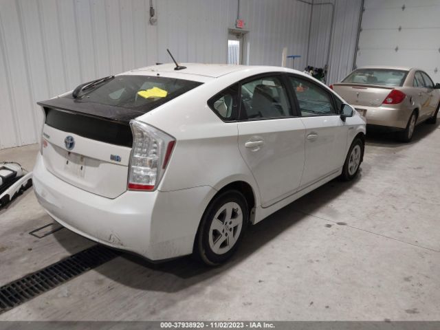 Photo 3 VIN: JTDKN3DU0A0128992 - TOYOTA PRIUS 