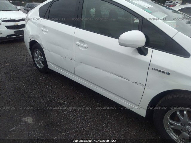 Photo 5 VIN: JTDKN3DU0A1009608 - TOYOTA PRIUS 